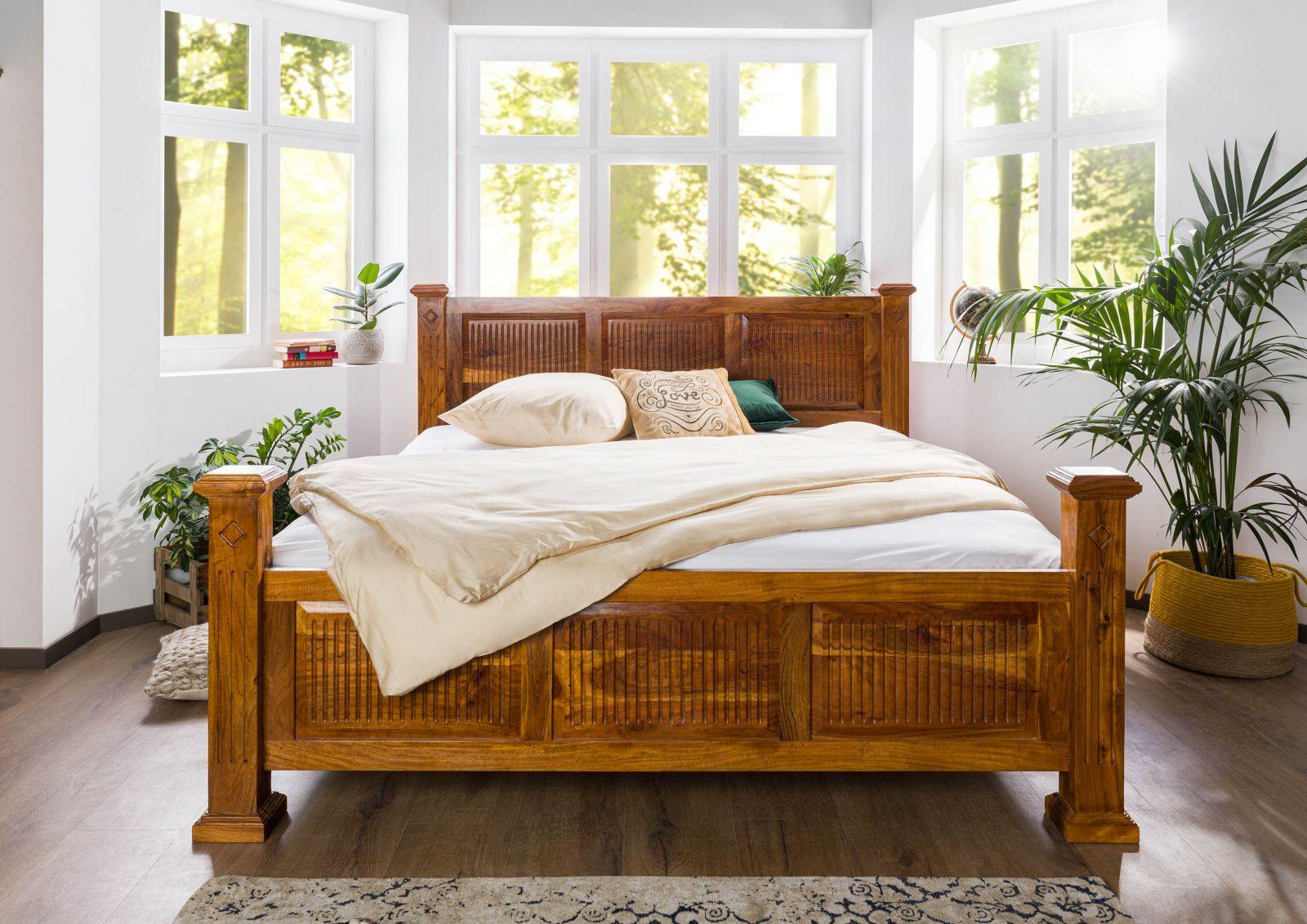 Aristocrat Colonial Acacia Wood Bed #4 - Duraster