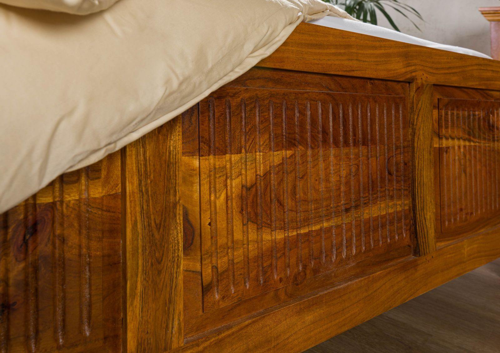 Aristocrat Colonial Acacia Wood Bed #4 - Duraster