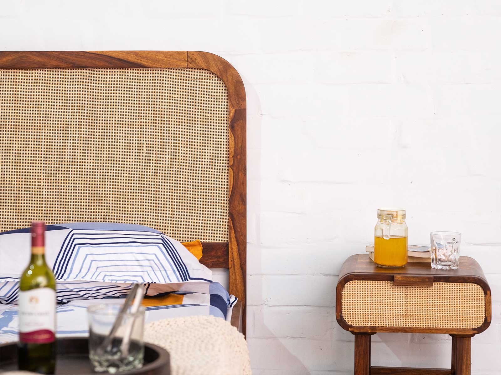 Duraster El Monte Solid Wood Rattan Bed - Image 3