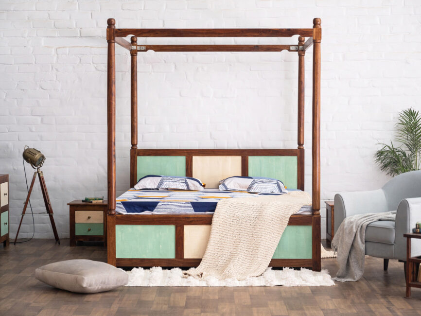 Four Poster Bed