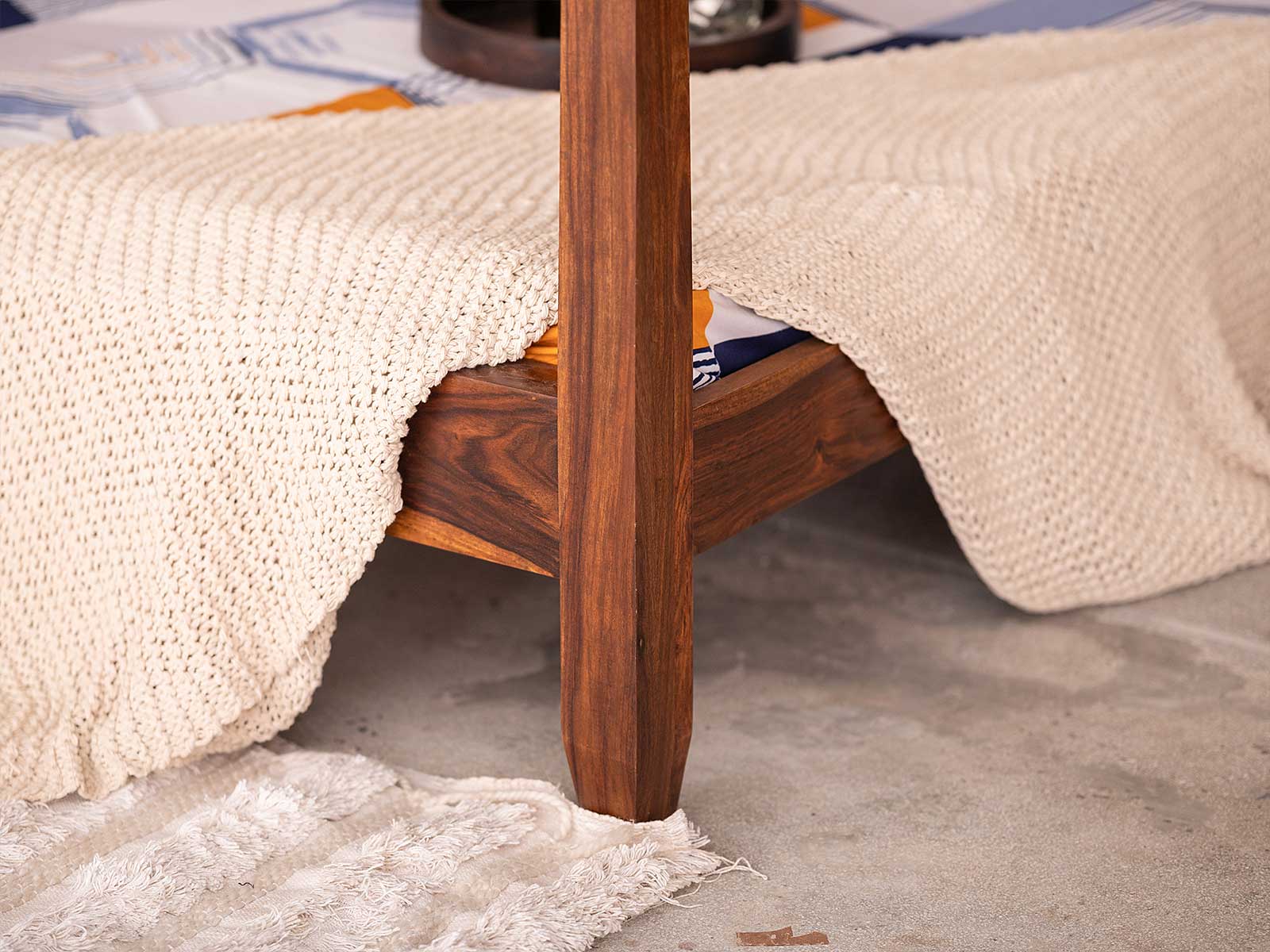 Duraster Amber Sheesham Wood Poster Bed - Image 6