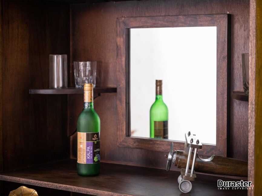 Gangaur Modern Bar Cabinet #1 - Duraster