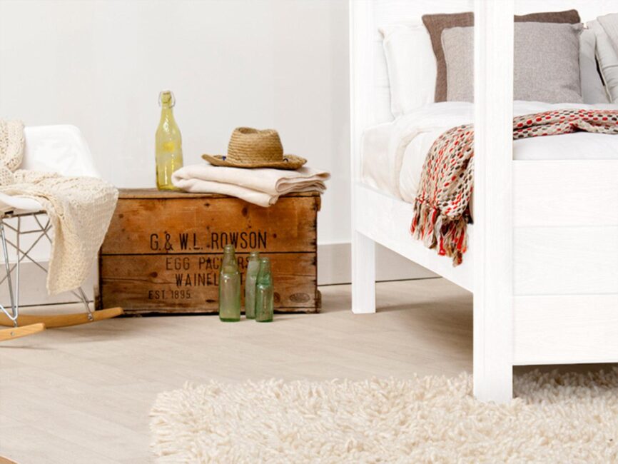 Novo Premium Solid Acacia Wood Four-Poster Bed #2 - Duraster