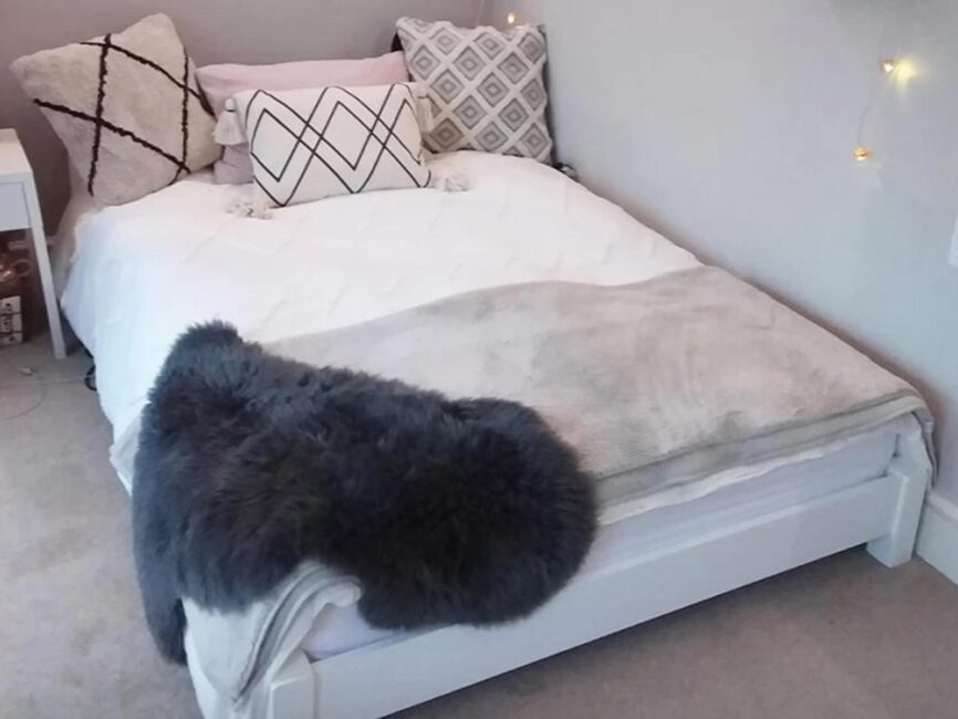 Novo Premium Solid Acacia Wood Bed #7 - Duraster