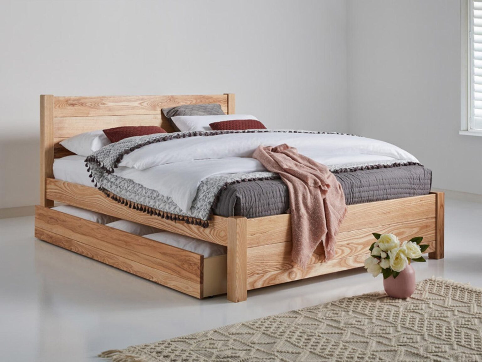 Preyas Solid Acacia wood Storage Bed #25 - Duraster