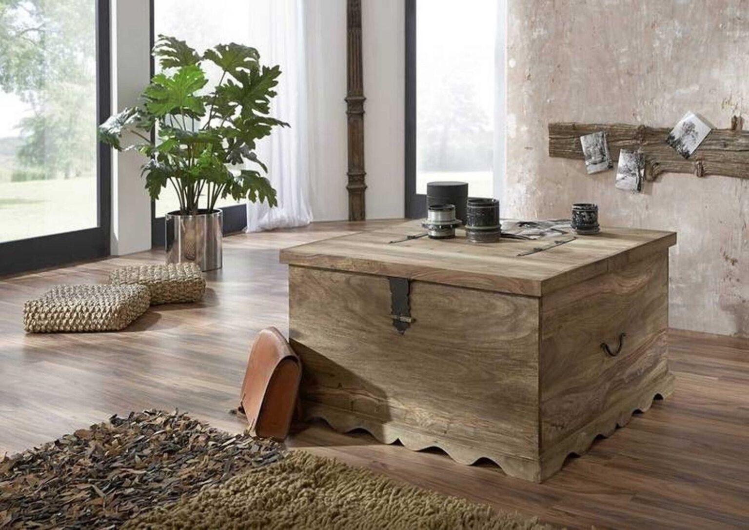 Victoria Elegant Sheesham Chest Coffee Table with storage #1 - Duraster